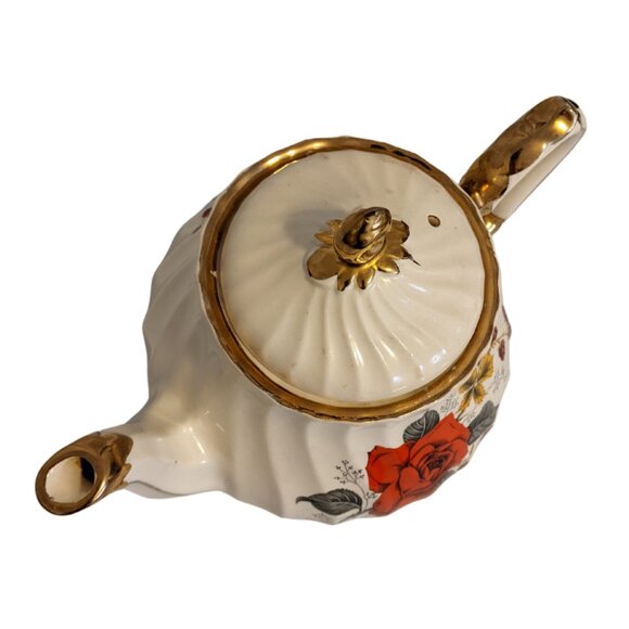 Vintage Sadler England Swirl Teapot White w Red Rose Classic Decor Kitchen - Picture 4 of 10